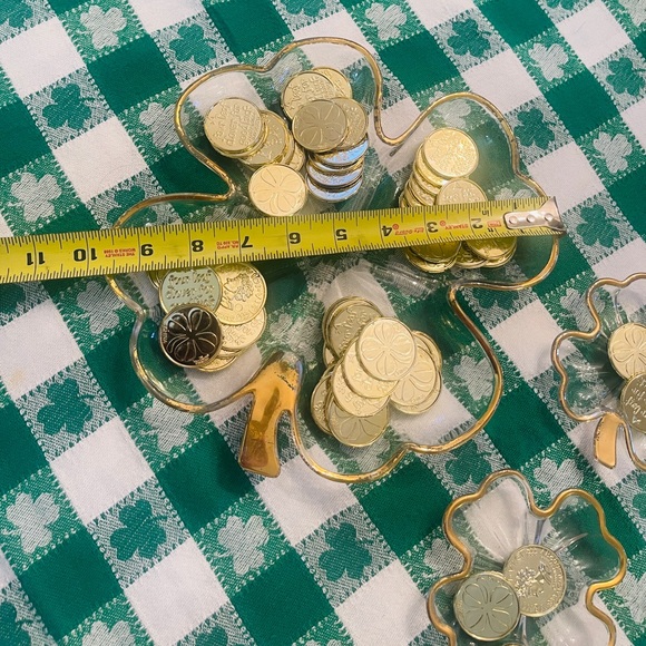 Vintage MCM 3 Piece-Four Leaf Clover Glass Candy Dish with Gold accent trim. - Picture 3 of 10